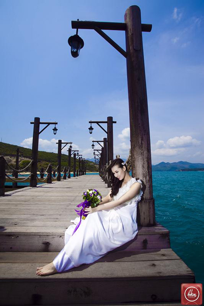 Phụ nữ thế kỷ 21 Lã Thanh Huyền đã bất ngờ làm đám cưới vào đầu năm 2011.